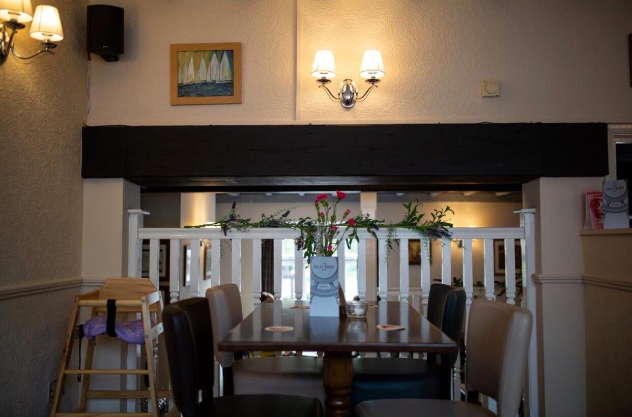 The Old Ship Inn Lowdham Eksteriør billede